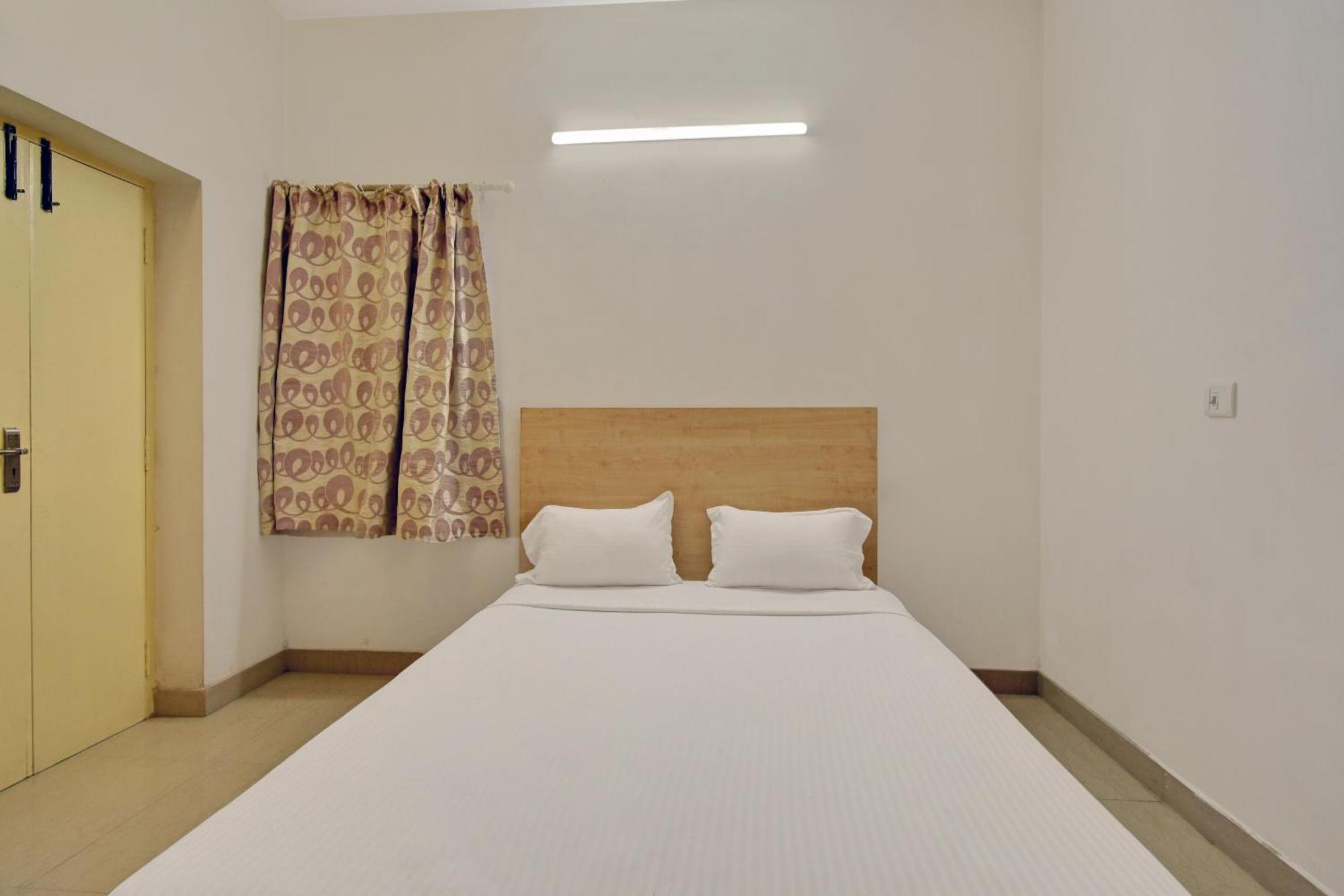 Hotel O Dakshin Villa Ecr 첸나이 외부 사진